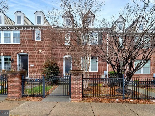 2093 LAURA MEWS PLACE, ALEXANDRIA, VA 22303