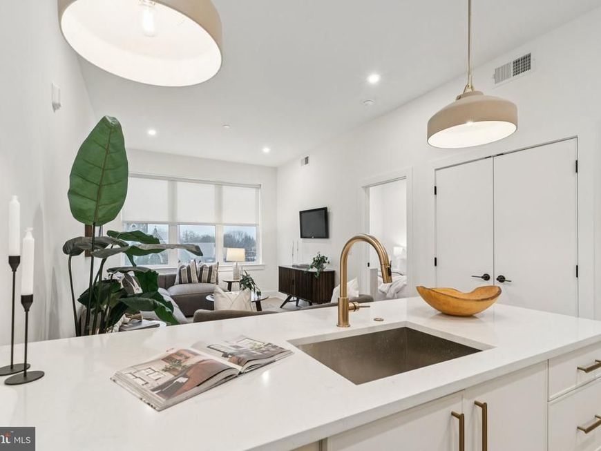 20 30 W Allens Lane, Unit 107, Philadelphia, PA 19119 Main Photo