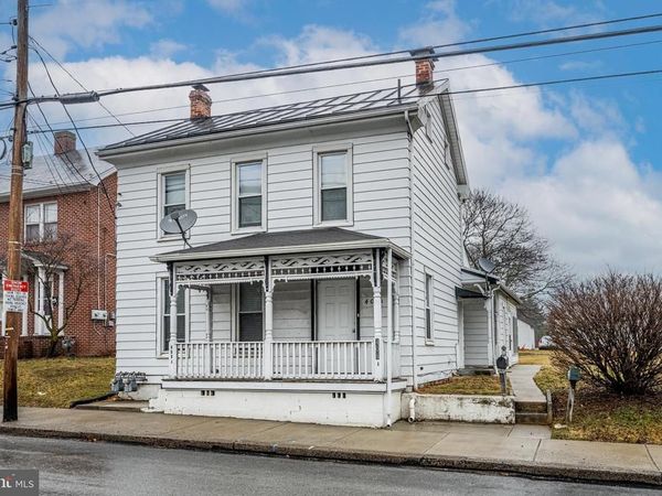 408 S QUEEN STREET, LITTLESTOWN, PA 17340