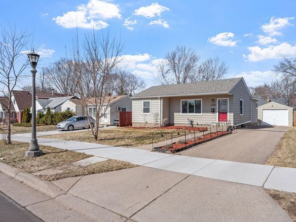 2139 4th Street E, Saint Paul, MN 55119