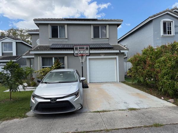 5155 NW 87th Terrace, Lauderhill, FL 33351