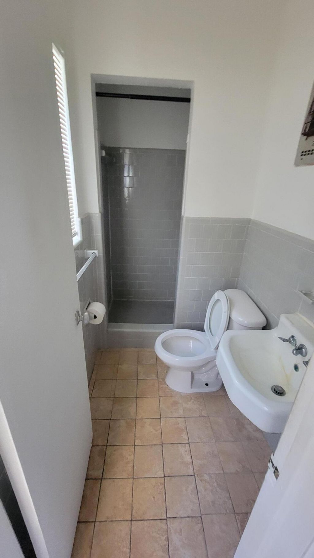 1927 Lincoln Street, Unit 4, Hollywood, FL 33020 Photo
