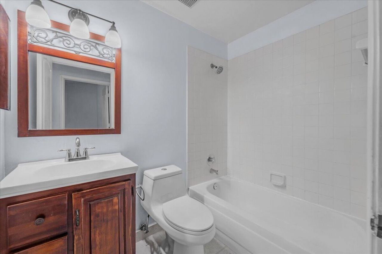 10538 NW 10th Street, Plantation, FL 33322 Photo