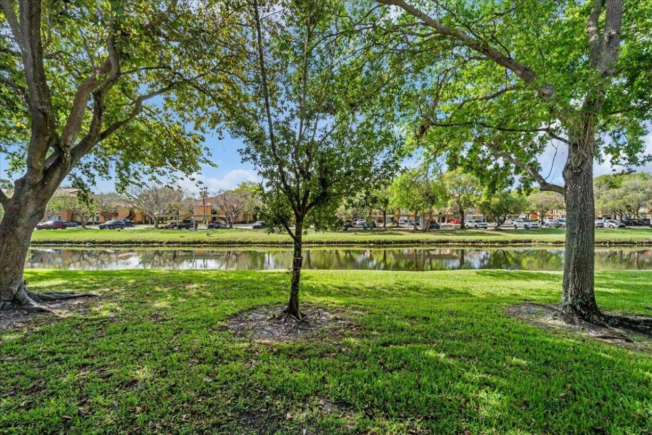 10538 NW 10th Street, Plantation, FL 33322 Photo