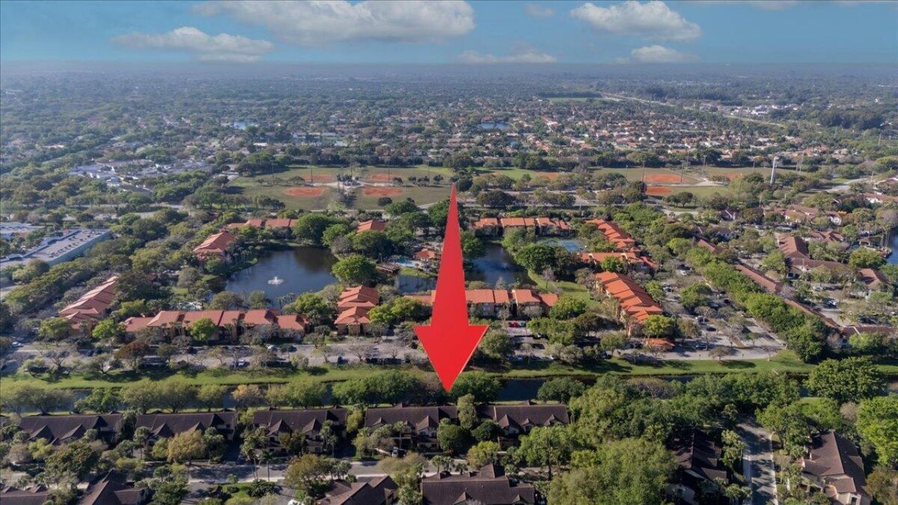 10538 NW 10th Street, Plantation, FL 33322 Photo