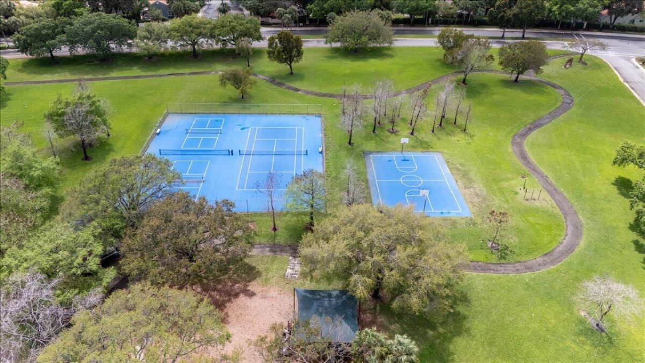 10538 NW 10th Street, Plantation, FL 33322 Photo