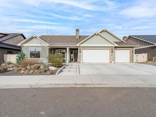 819 RED APPLE ROAD, Grand Junction, CO 81505