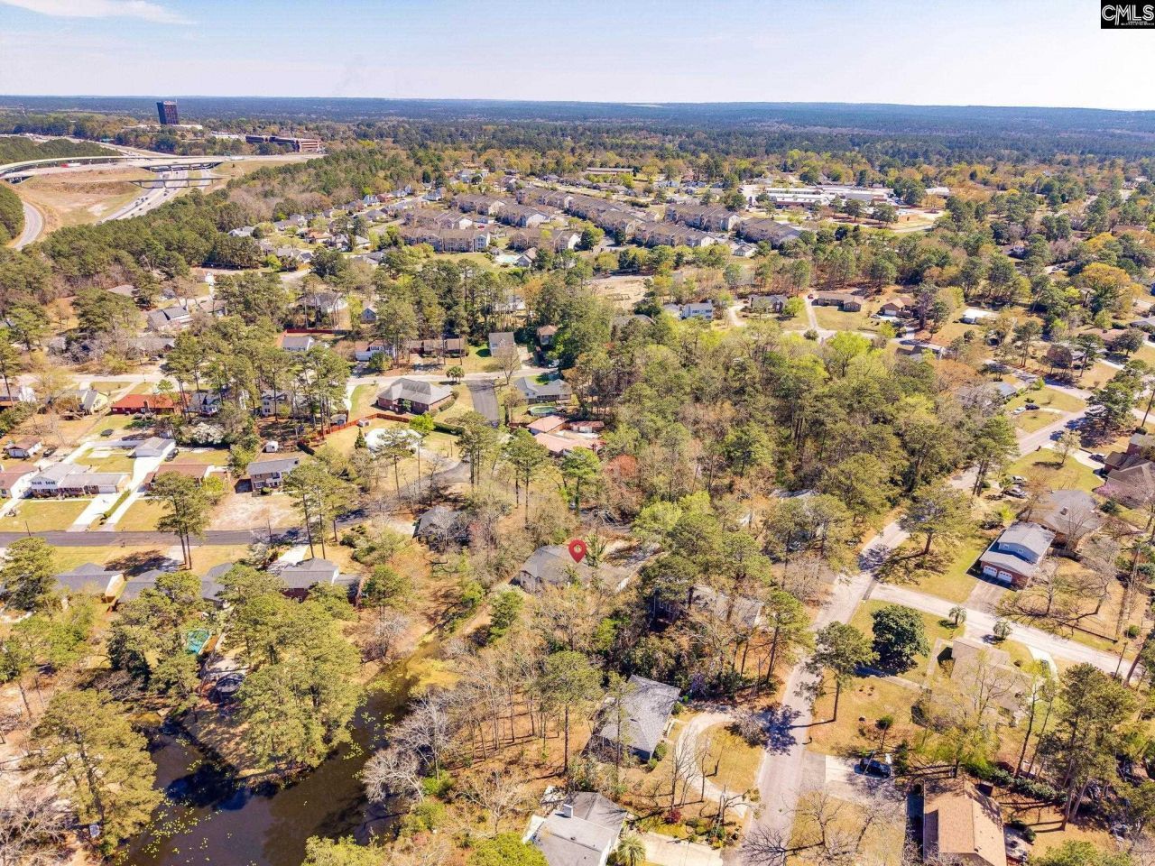 7905 Castleton Lane Photo 44