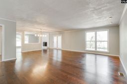 7905 Castleton Lane photo 4