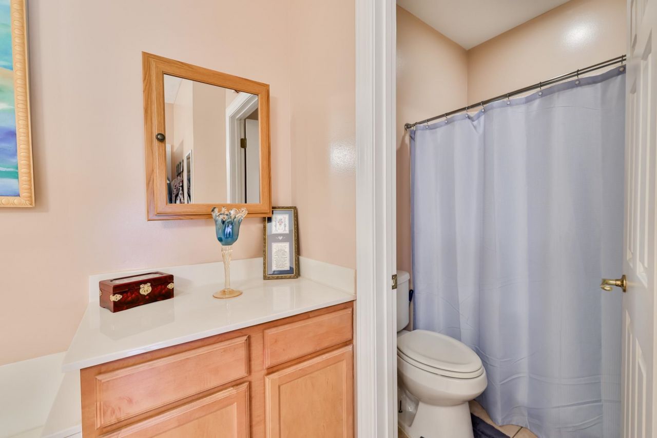 400 Mahogany Dr. Photo 16