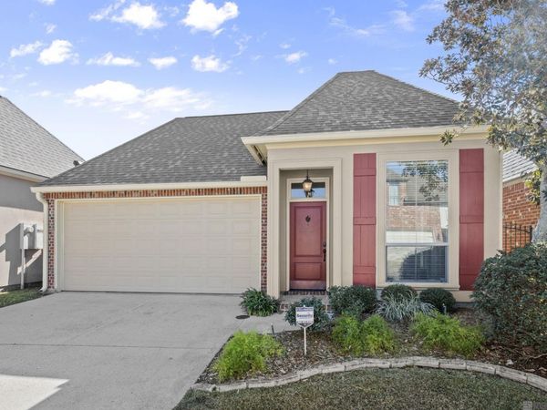 17514 Lake Willow Ave, Baton Rouge, LA 70817