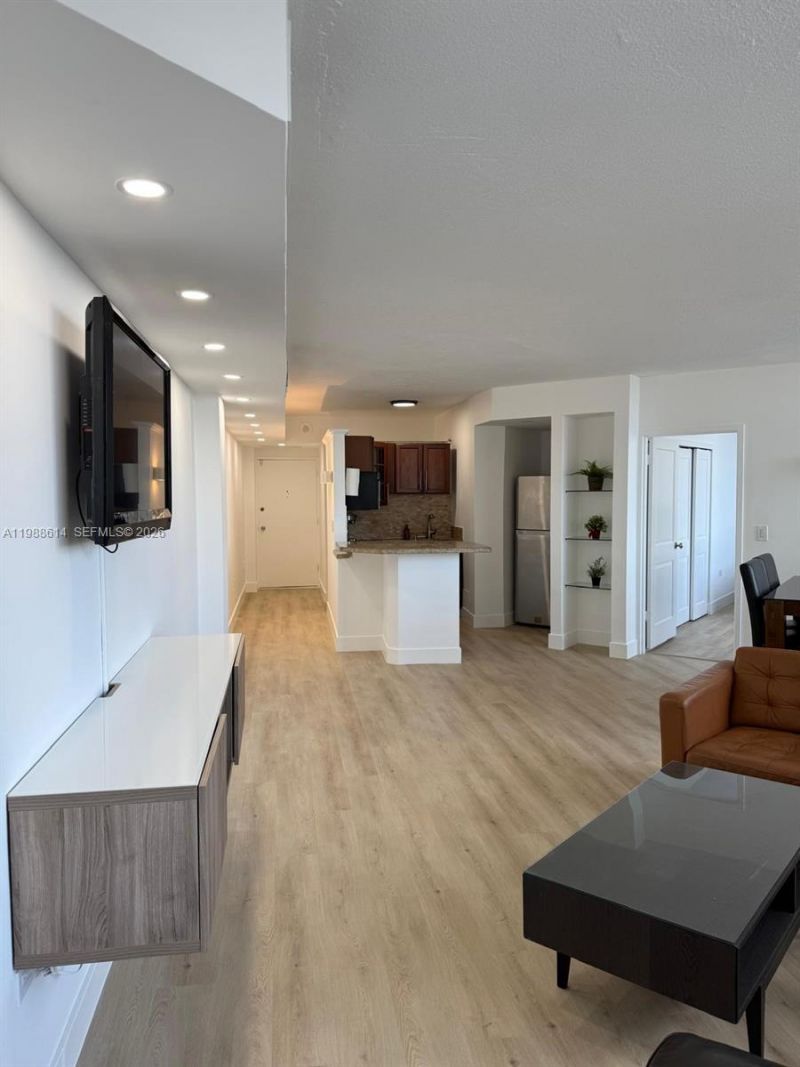 825 Brickell Bay Dr, Unit 342, Miami, FL 33131 Photo