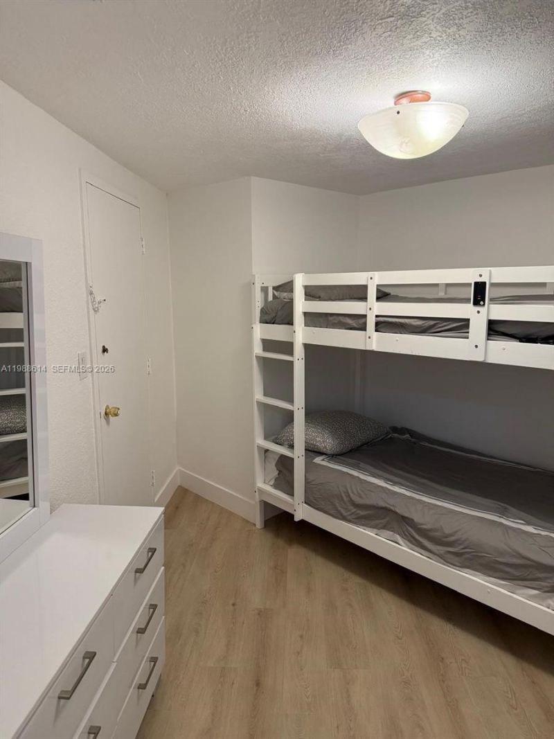 825 Brickell Bay Dr, Unit 342, Miami, FL 33131 Photo