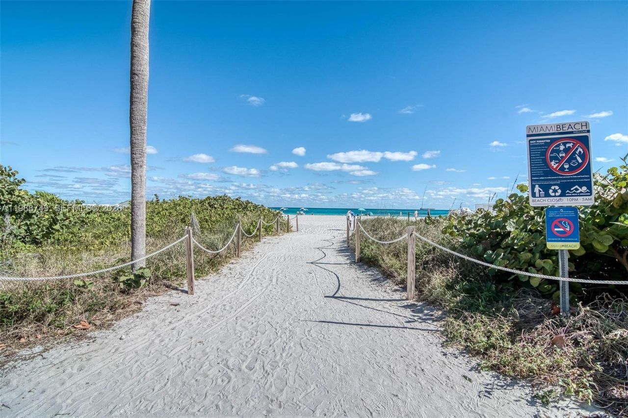 3737 Collins Ave , Unit S-203, Miami Beach, FL 33140 Photo