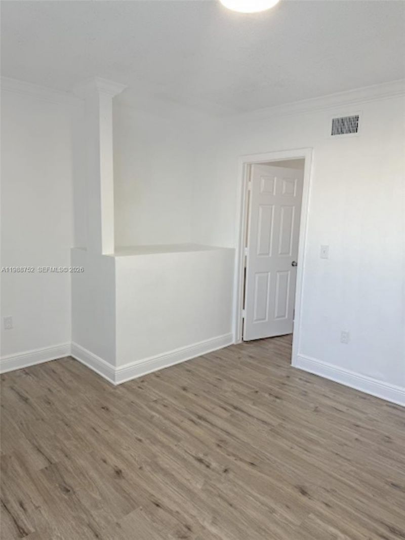 4415 W 10th Ln , Unit 14, Hialeah, FL 33012 Photo