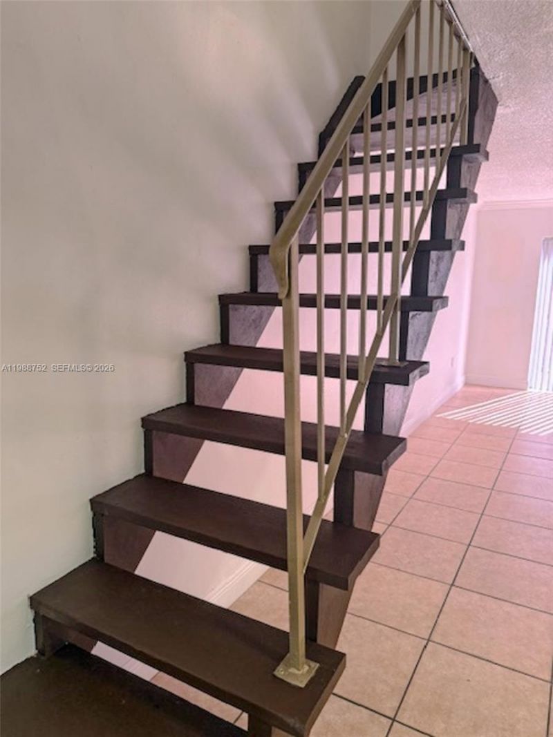 4415 W 10th Ln , Unit 14, Hialeah, FL 33012 Photo