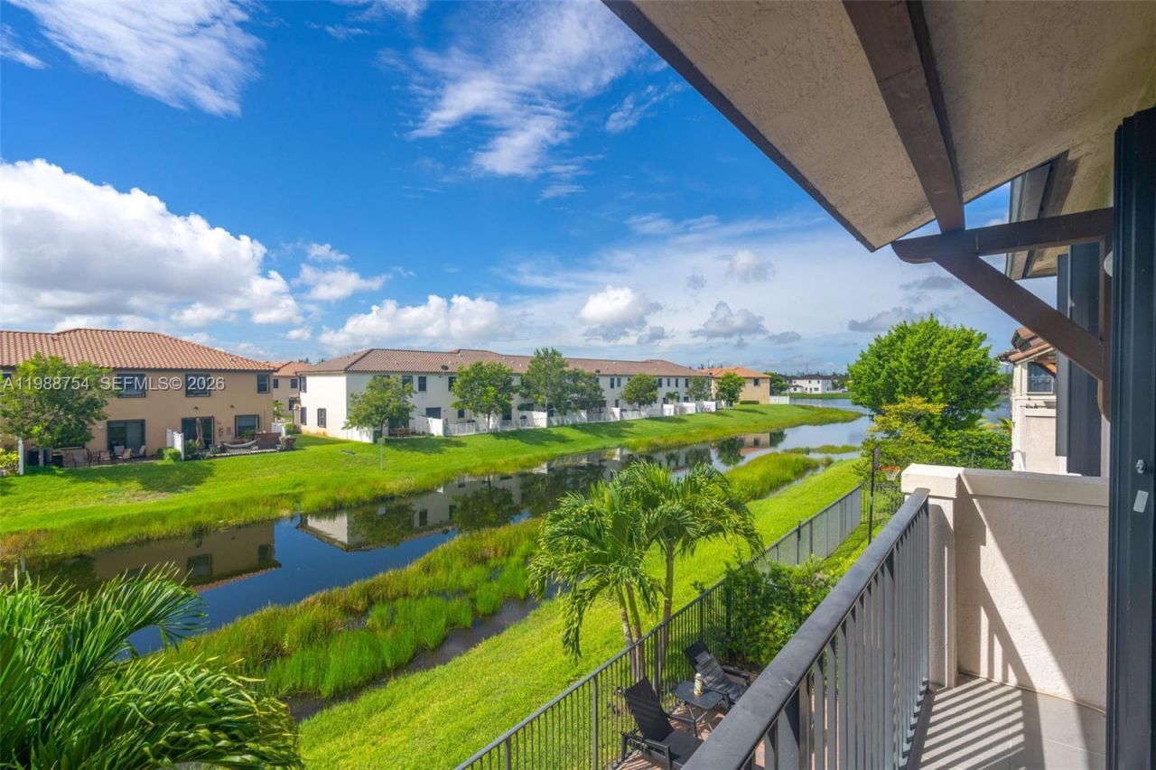 3332 W 95th Ter, Unit ., Hialeah, FL 33018 Photo