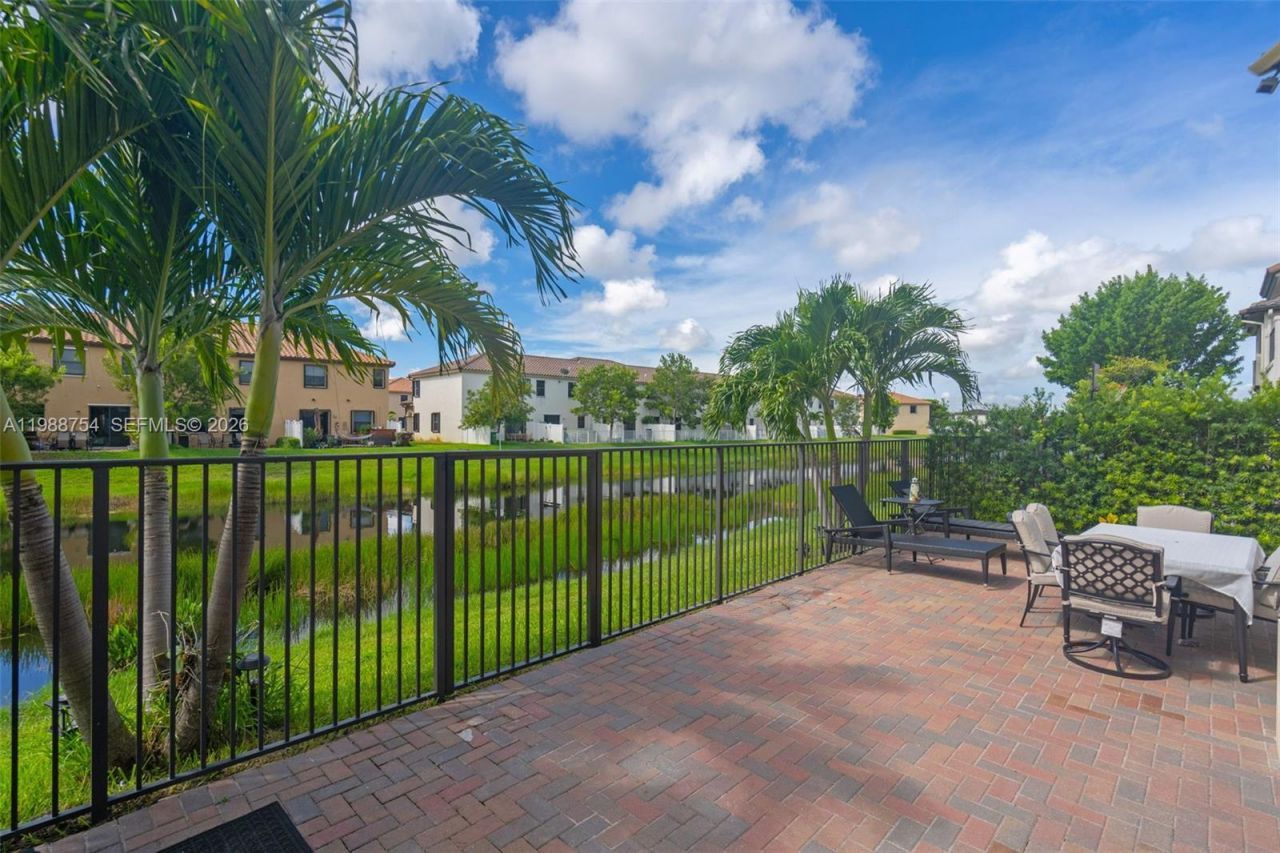 3332 W 95th Ter, Unit ., Hialeah, FL 33018 Photo