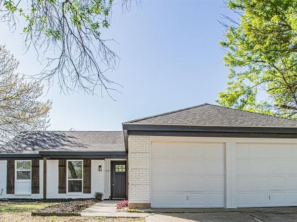 7101 Shadow Bend Drive , Fort Worth, TX 76137