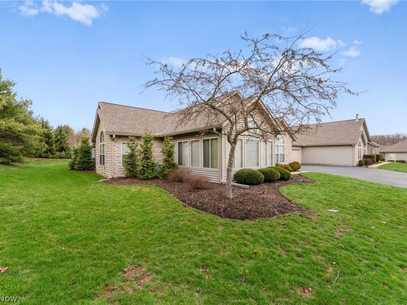 4212 Tannybrooke Lane NW, Unit 1C, Canton, OH 44718 Photo 3