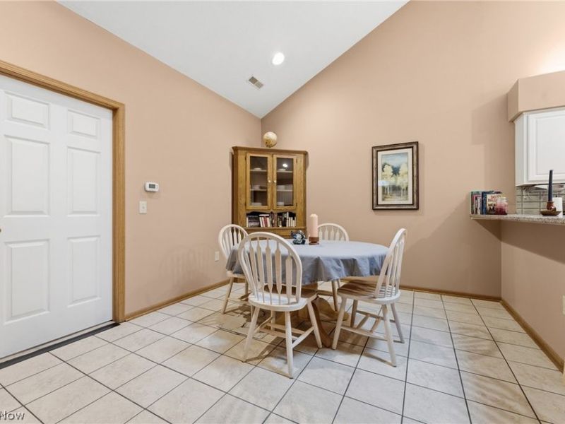 4212 Tannybrooke Lane NW, Unit 1C, Canton, OH 44718 Photo 8