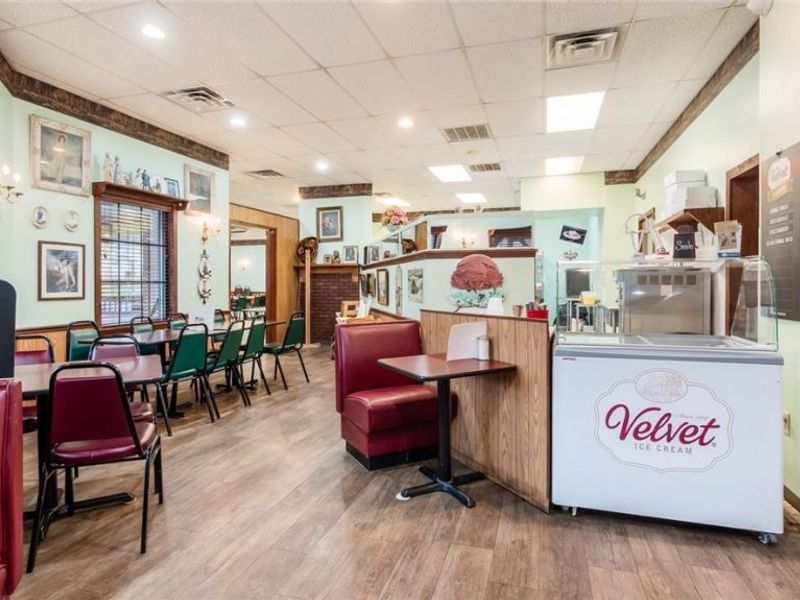 2000 E Wheeling Avenue, Cambridge, OH 43725 Photo 12