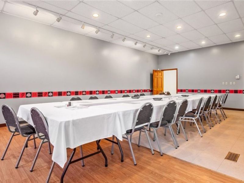 2000 E Wheeling Avenue, Cambridge, OH 43725 Photo 16