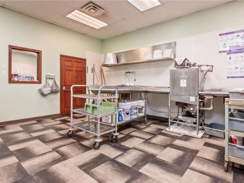 2000 E Wheeling Avenue, Cambridge, OH 43725 Photo 19