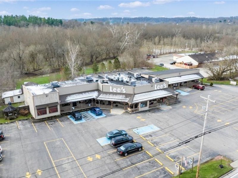 2000 E Wheeling Avenue, Cambridge, OH 43725 Photo 2