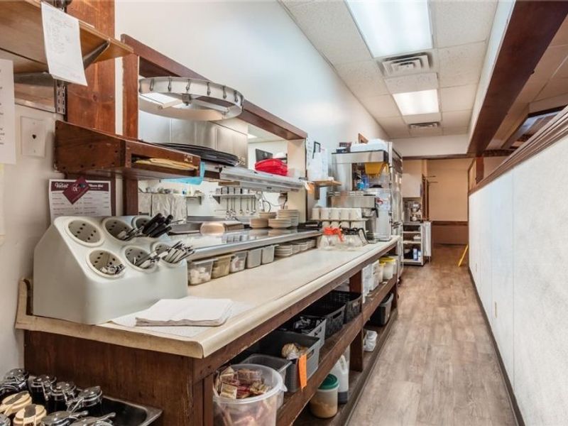 2000 E Wheeling Avenue, Cambridge, OH 43725 Photo 28