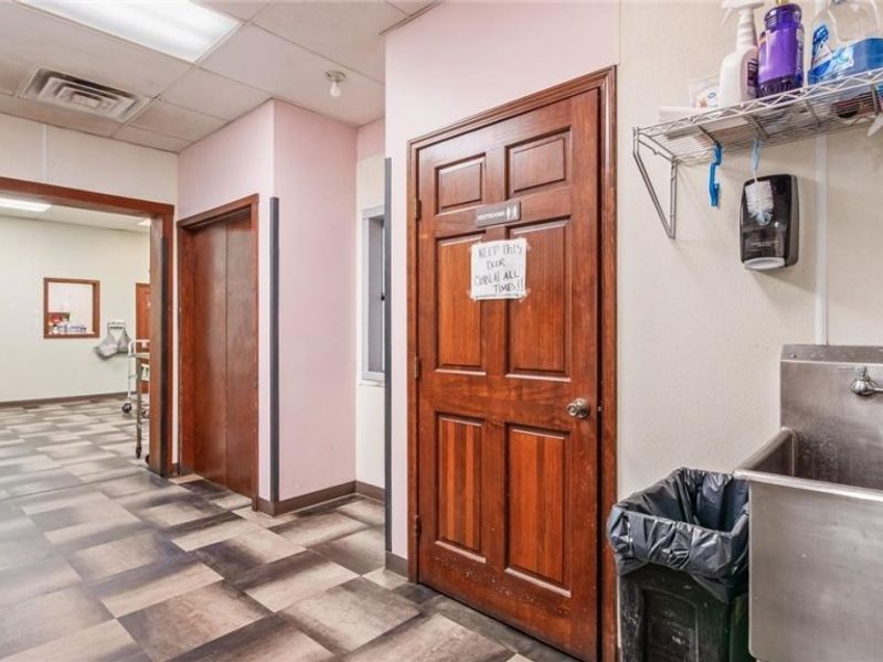 2000 E Wheeling Avenue, Cambridge, OH 43725 Photo 29