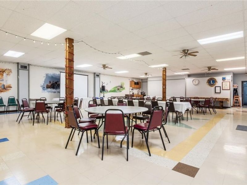 2000 E Wheeling Avenue, Cambridge, OH 43725 Photo 31