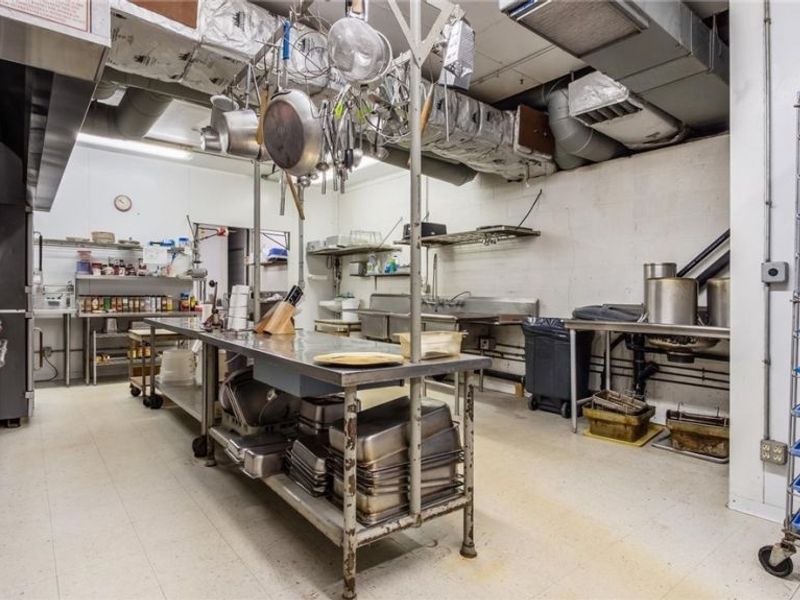 2000 E Wheeling Avenue, Cambridge, OH 43725 Photo 35