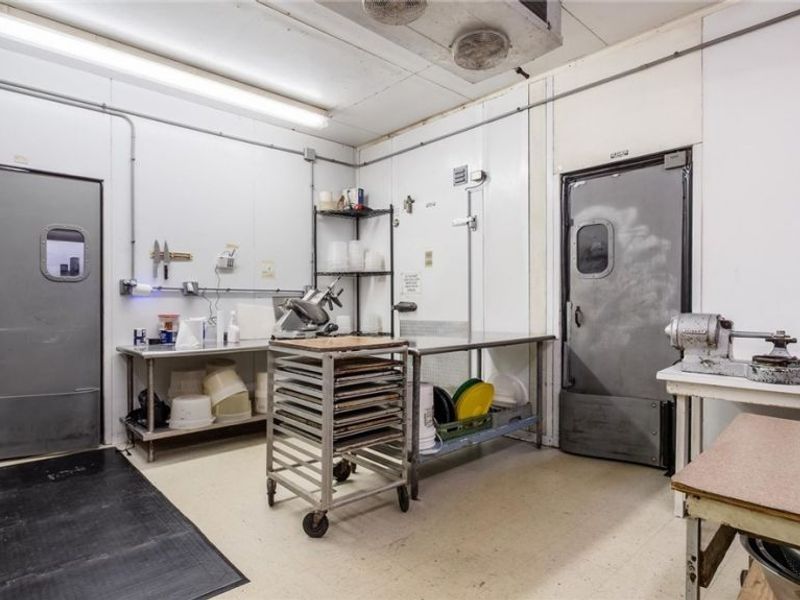 2000 E Wheeling Avenue, Cambridge, OH 43725 Photo 36