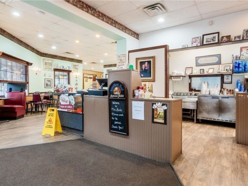 2000 E Wheeling Avenue, Cambridge, OH 43725 Photo 5