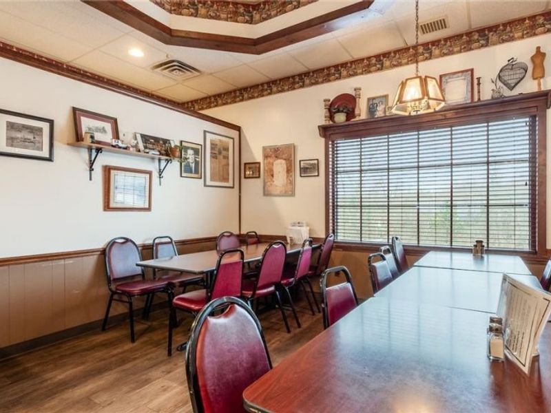 2000 E Wheeling Avenue, Cambridge, OH 43725 Photo 9