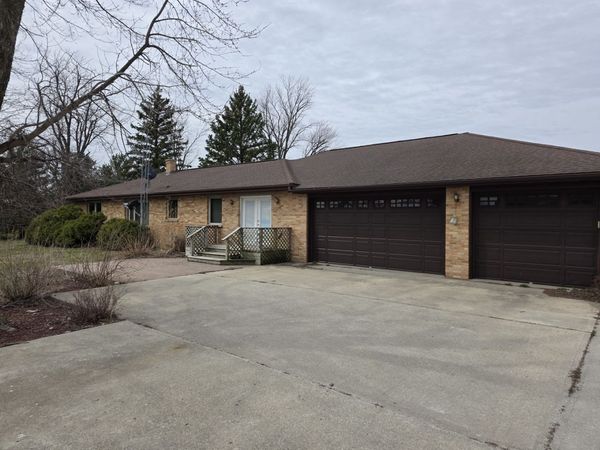 8132 Matznick Road , Prophetstown, IL 61277