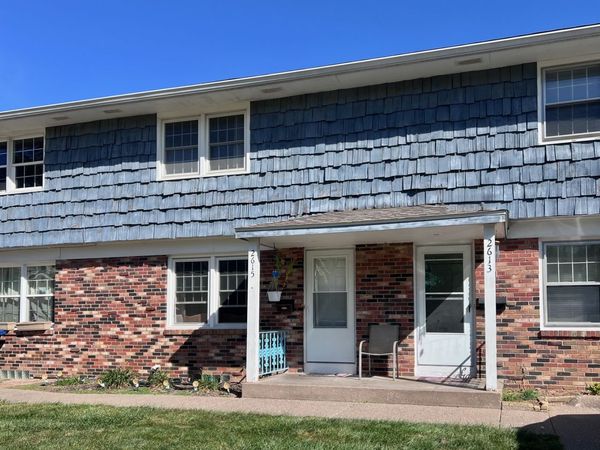 2613 Hawthorne Drive , Bettendorf, IA 52722