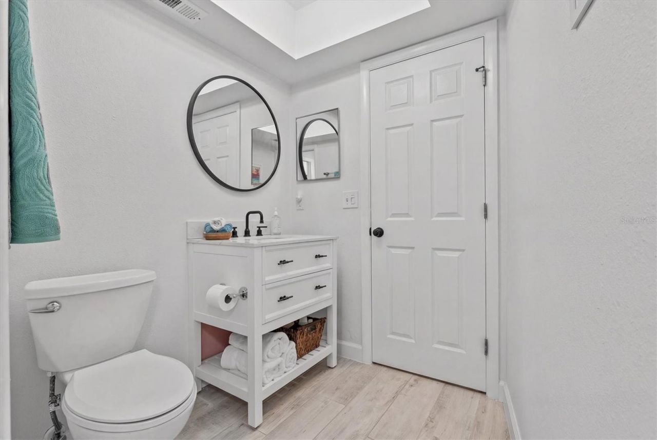 1581 Amberlea Drive S, Dunedin, FL 34698 Photo