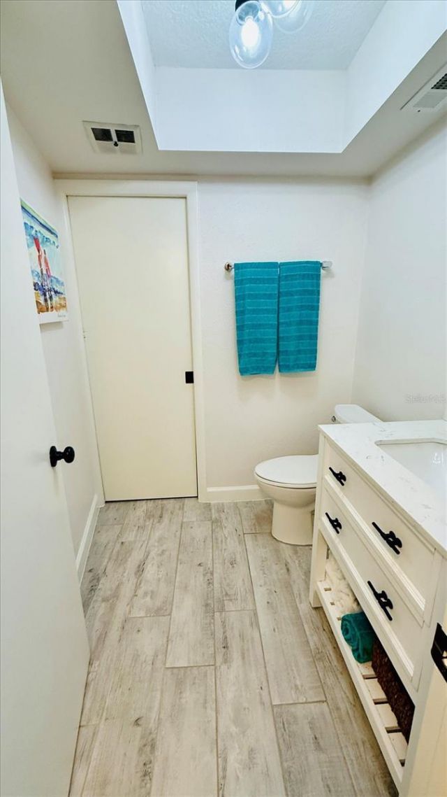 1581 Amberlea Drive S, Dunedin, FL 34698 Photo