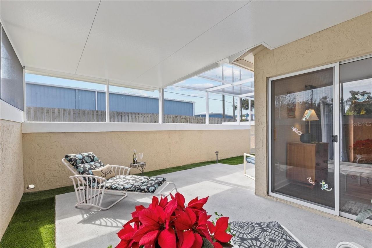 1581 Amberlea Drive S, Dunedin, FL 34698 Photo