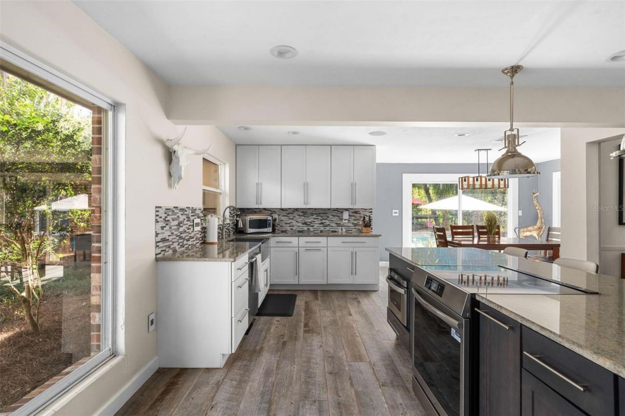 4551 NW 1st Avenue, Gainesville, FL 32607 Photo