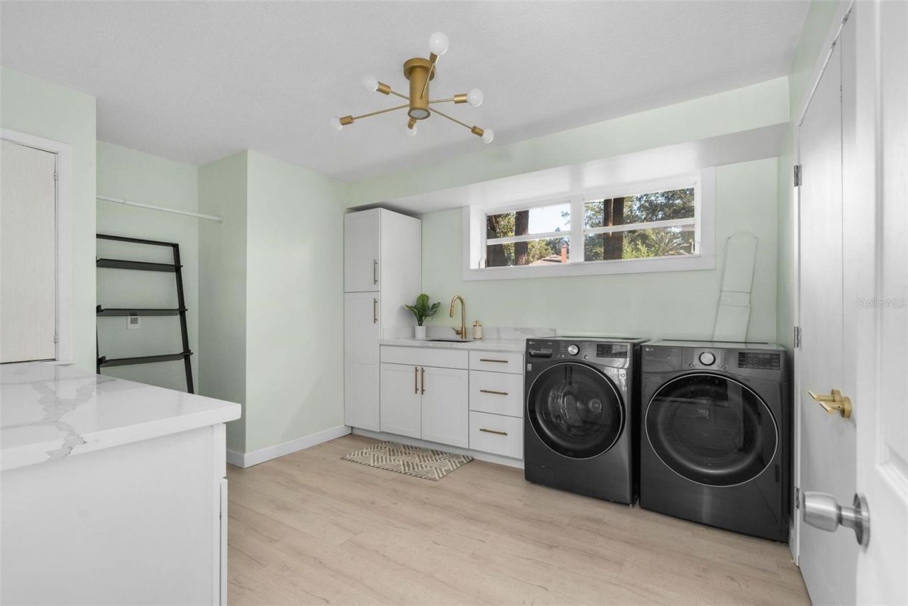 4551 NW 1st Avenue, Gainesville, FL 32607 Photo