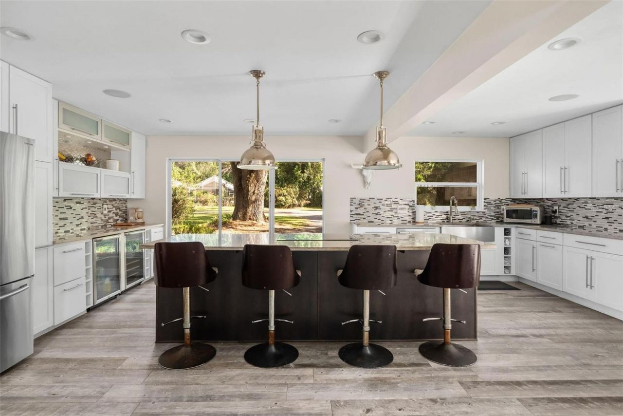 4551 NW 1st Avenue, Gainesville, FL 32607 Photo