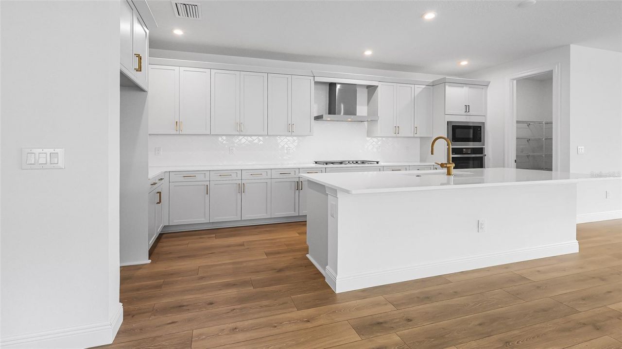 14375 Hammock Oak Street , Parrish, FL 34219 Photo