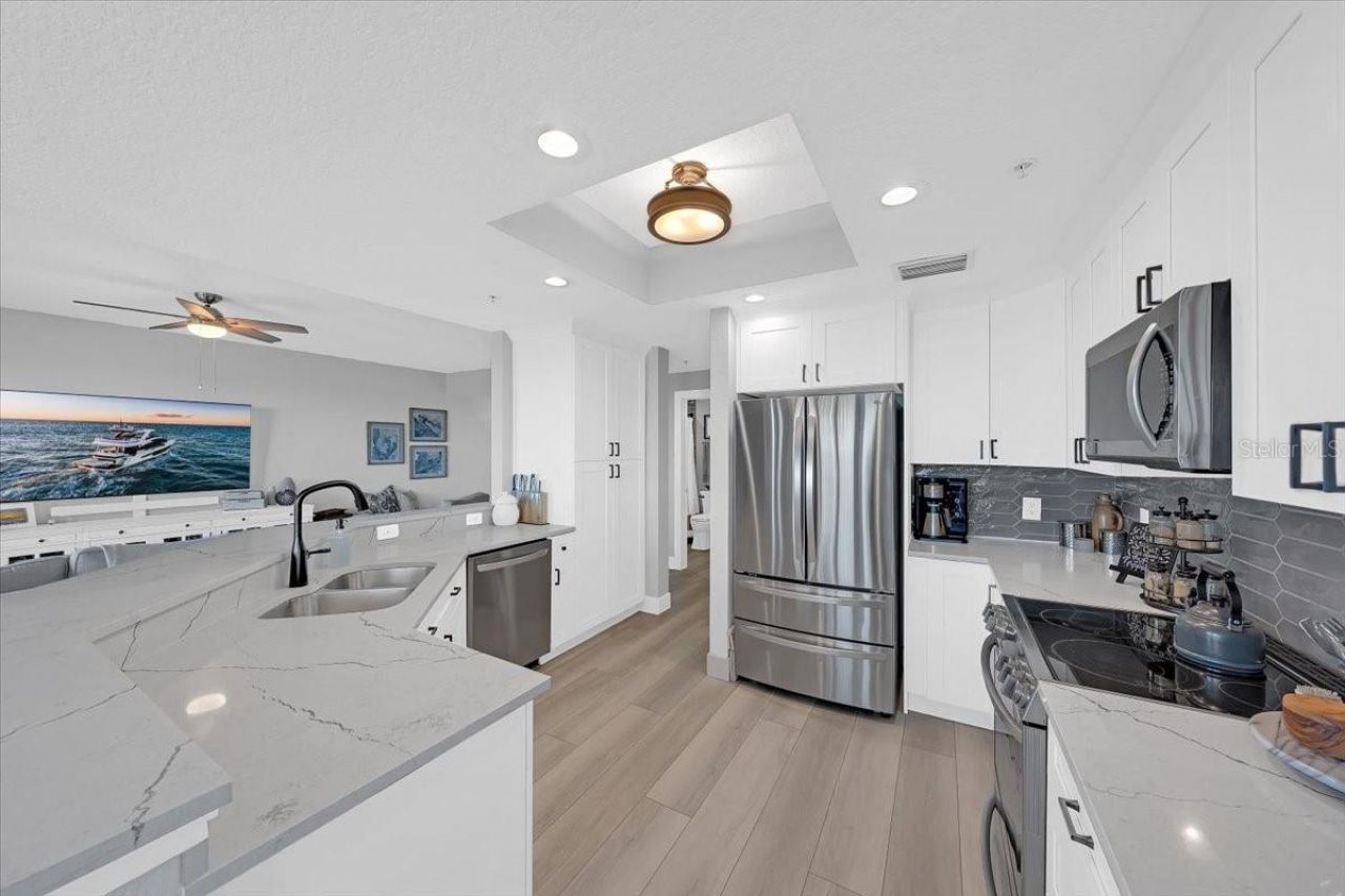 10851 Mangrove Cay Lane Ne, Unit 712, Saint Petersburg, FL 33716 Photo