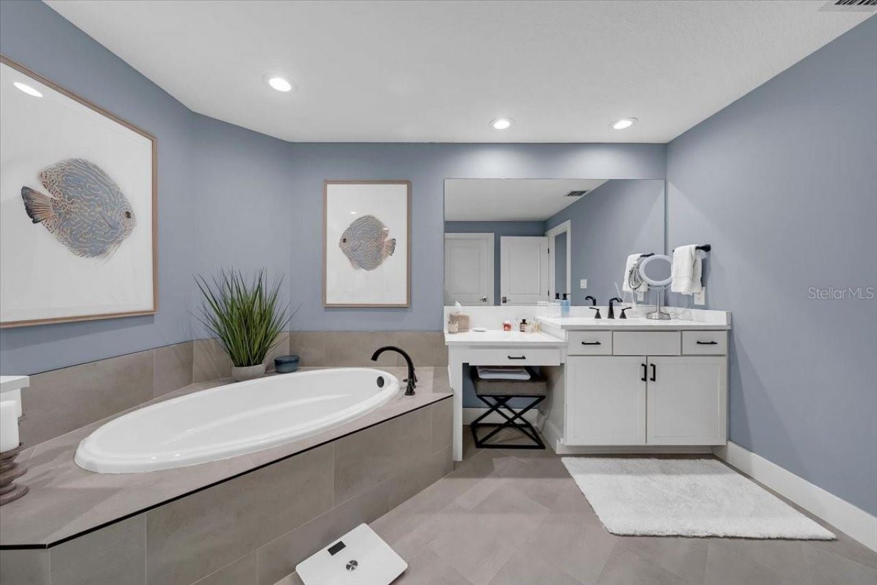 10851 Mangrove Cay Lane Ne, Unit 712, Saint Petersburg, FL 33716 Photo