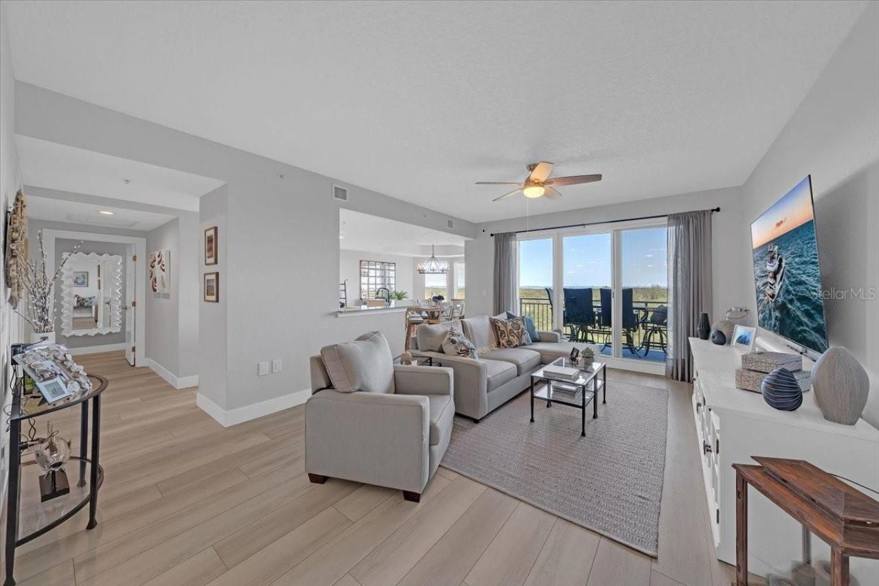 10851 Mangrove Cay Lane Ne, Unit 712, Saint Petersburg, FL 33716 Photo