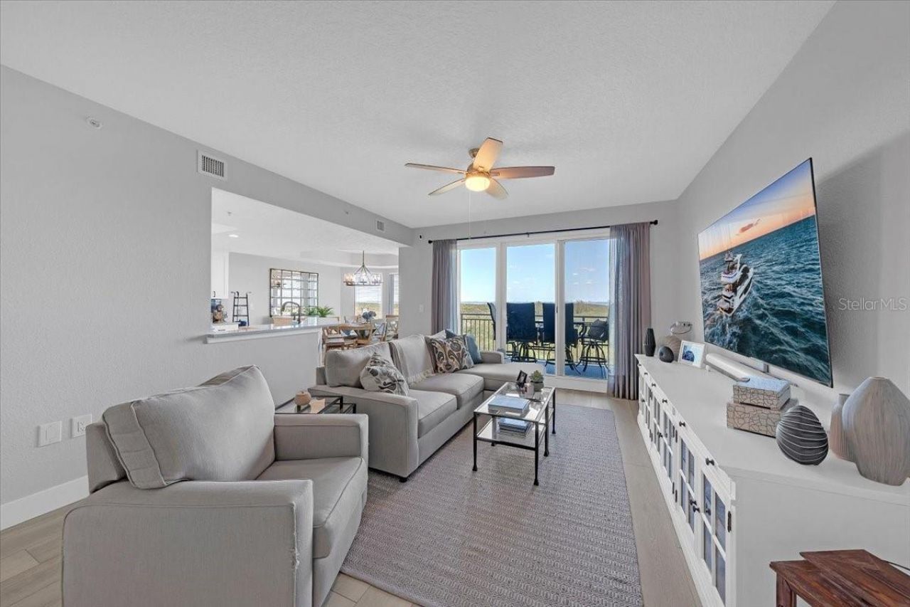 10851 Mangrove Cay Lane Ne, Unit 712, Saint Petersburg, FL 33716 Photo