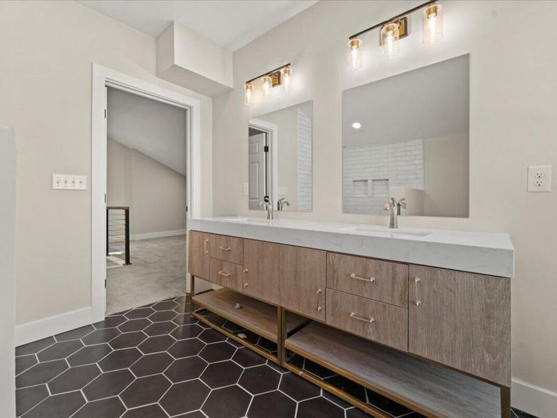 Covington, KY 41011 Photo 34